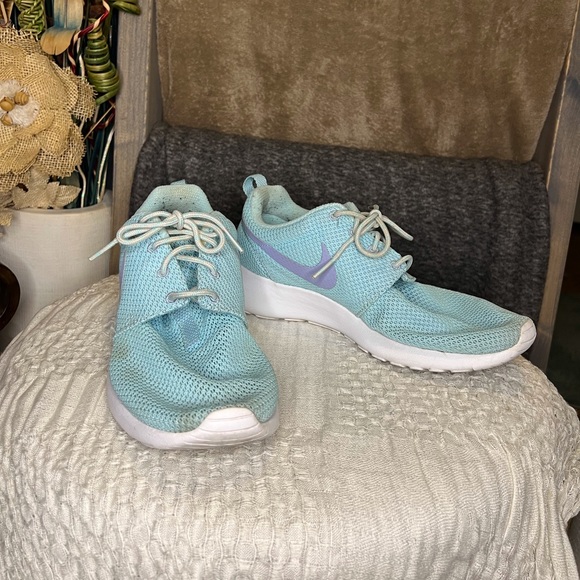 Nike Roshe sneakers - Picture 4 of 9